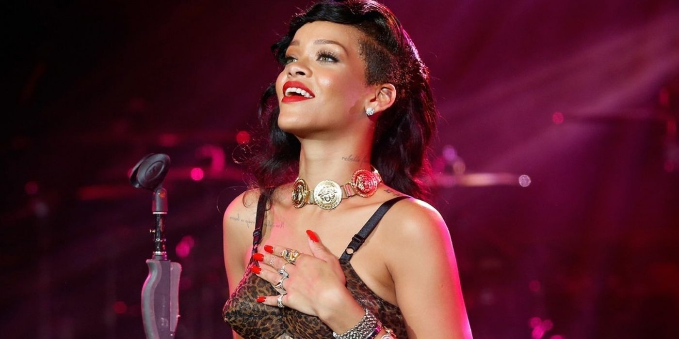 O que realmente aconteceu com Rihanna no Grammy em 2016?
