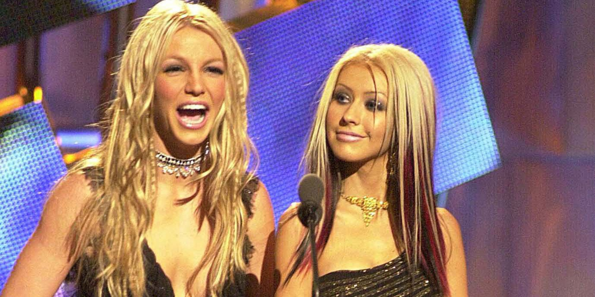 Veja por que Christina Aguilera vale US $ 100 milhões a mais do que Britney Spears