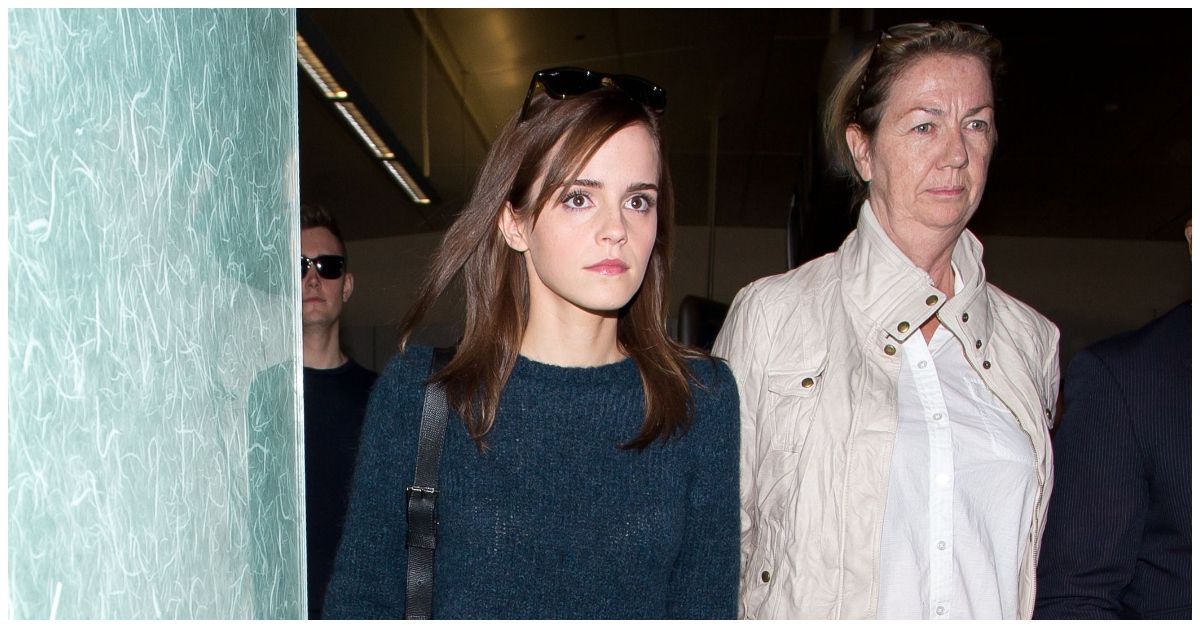 Veja por que Emma Watson culpa os paparazzi por arruinarem seu 18º aniversário