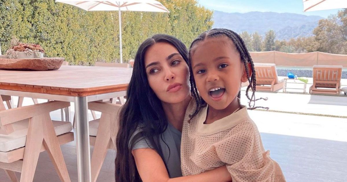 Fãs dizem a Kim Kardashian que seus filhos vão descobrir coisas piores do que seus casamentos fracassados