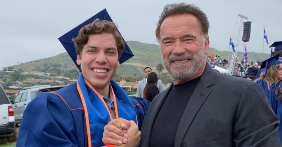 Por que o sobrenome do filho de Arnold, Joseph Baena, não é Schwarzenegger?