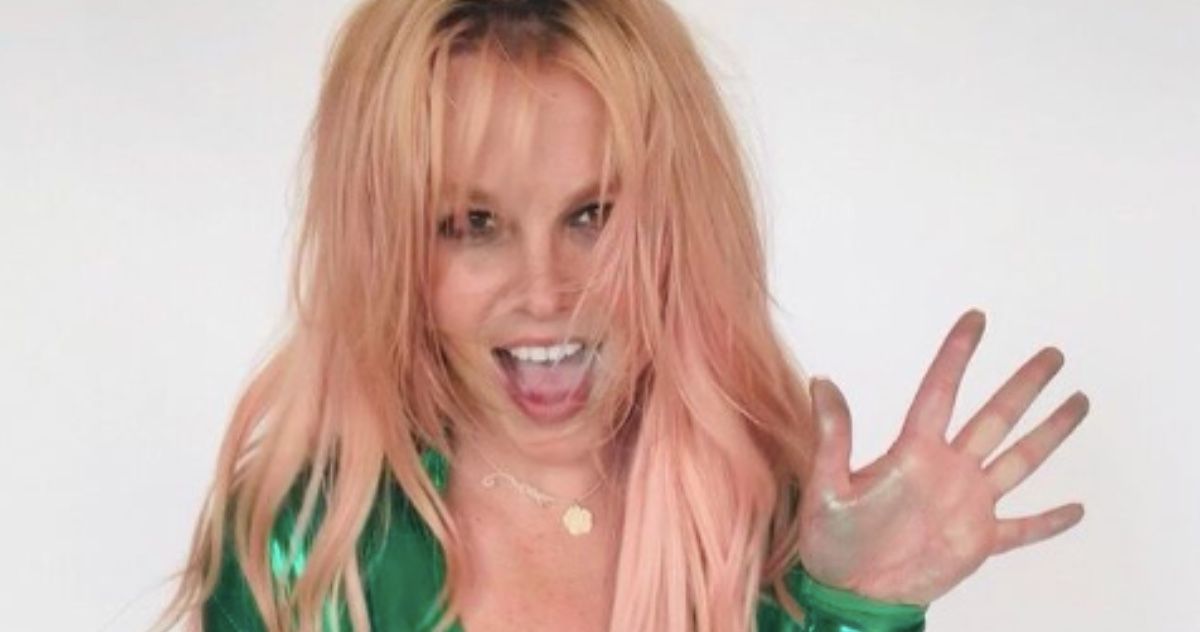 Fãs em choque quando o empresário de Britney Spears pede demissão e sugere que ela está se aposentando