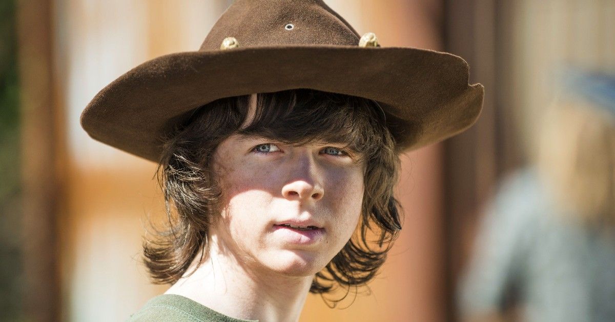 O que aconteceu com o garoto que interpretou Carl em 'The Walking Dead'?
