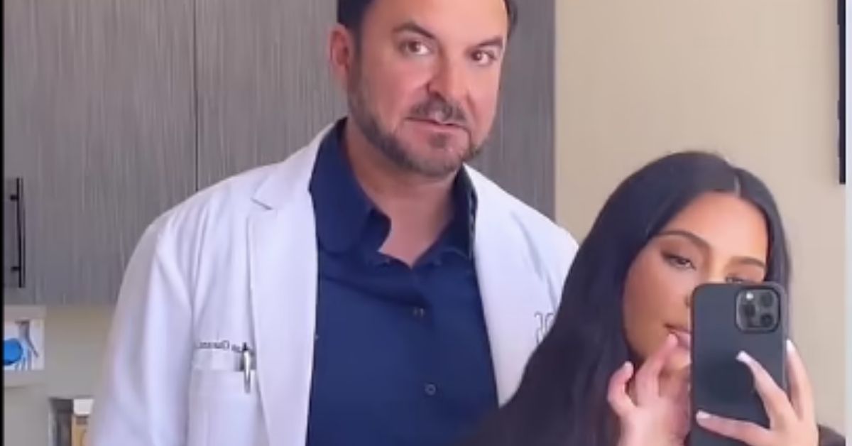 Kim Kardashian recebe um olhar lateral ao visitar um cirurgião plástico famoso 