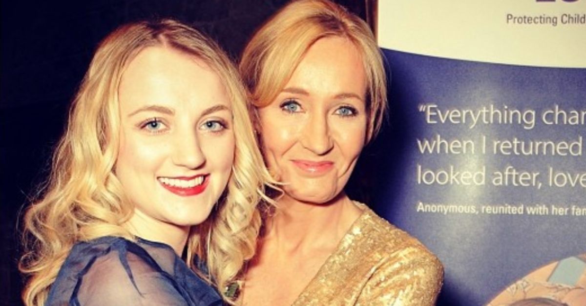 Como JK Rowling salvou a vida de Evanna Lynch antes de ela interpretar Luna Lovegood