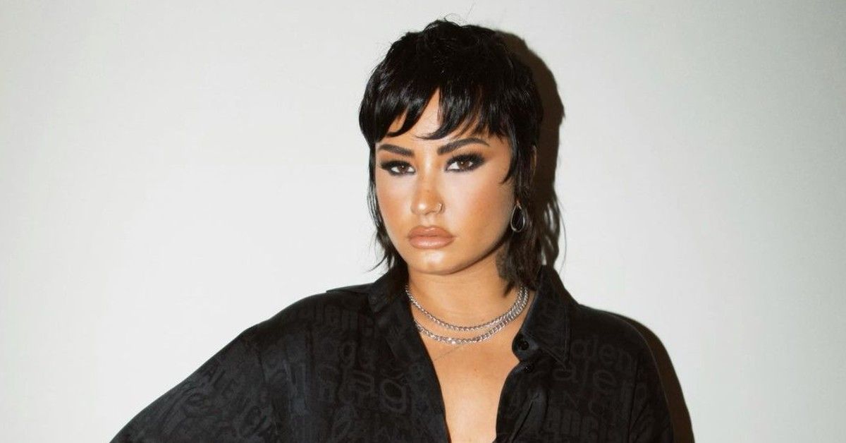Demi Lovato lança novo álbum e já está causando polêmica