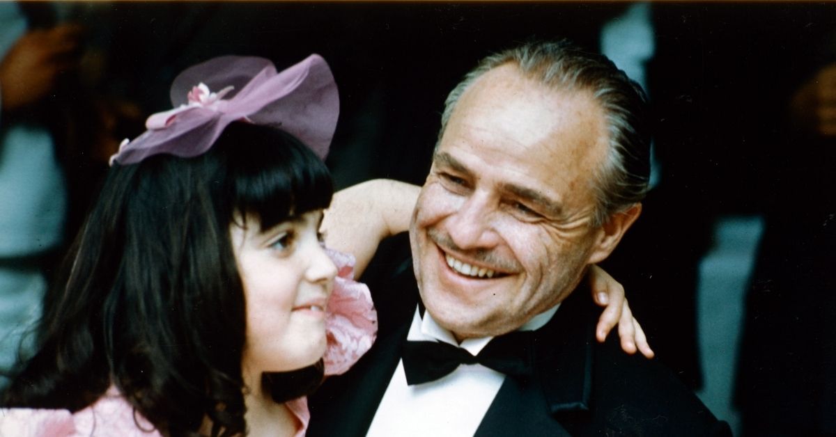 Por que Marlon Brando basicamente cortou seus filhos de seu testamento
