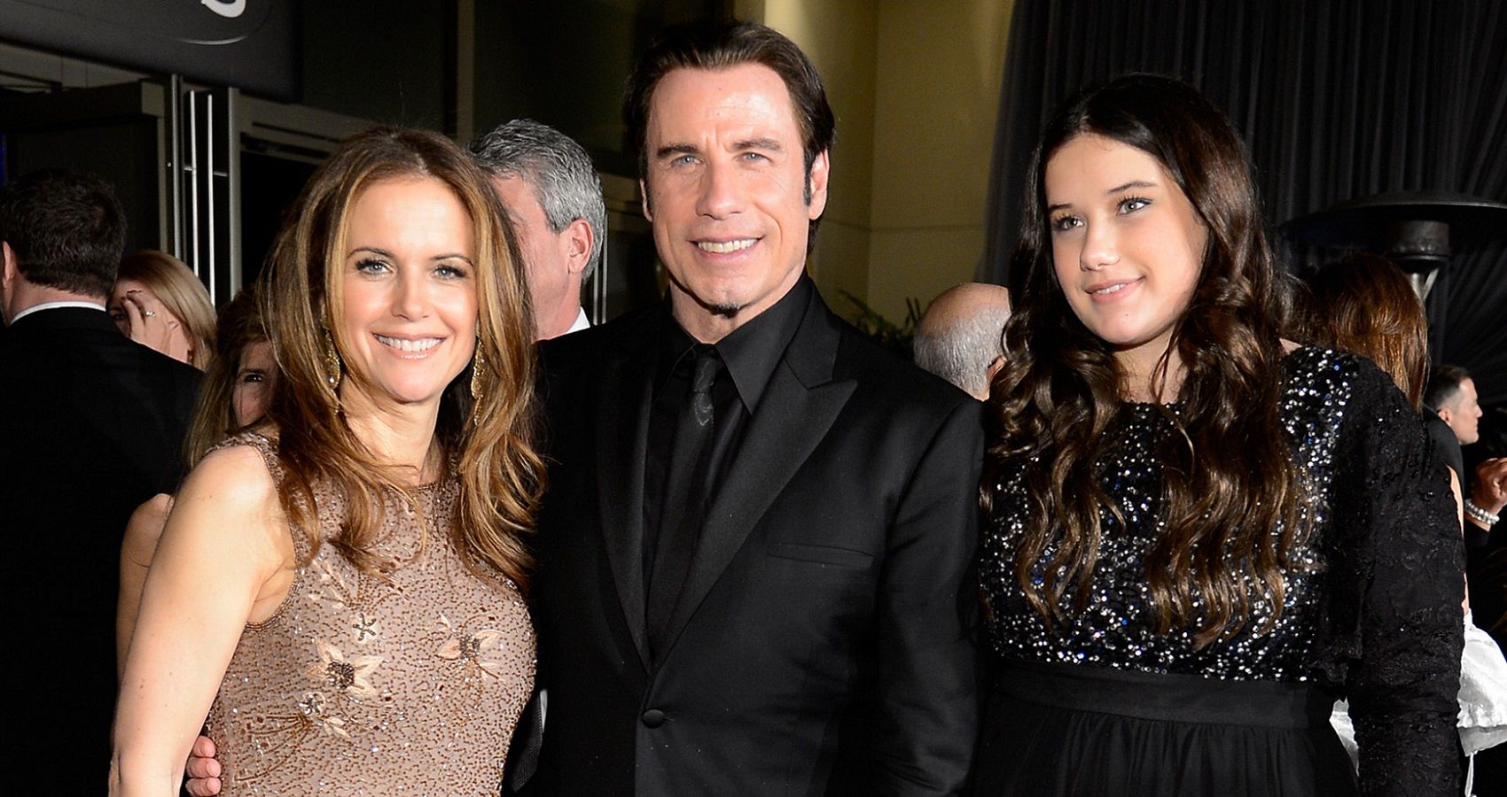 Filha de John Travolta está construindo uma carreira com a dor horrível que sua família sofreu
