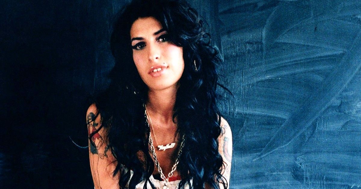 Como era a vida da lendária Amy Winehouse antes de sua trágica morte