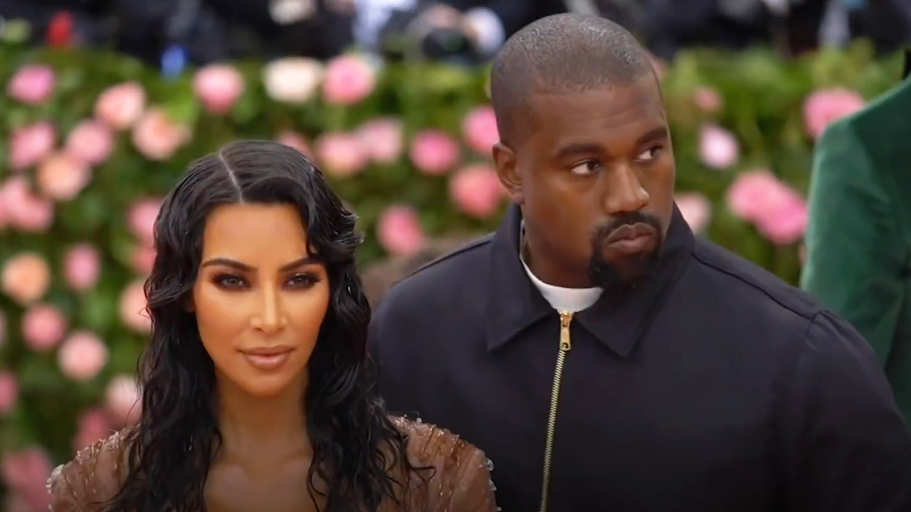 Apesar de sua controvérsia, Kim diz que Kanye lhe rendeu um "novo nível de respeito"