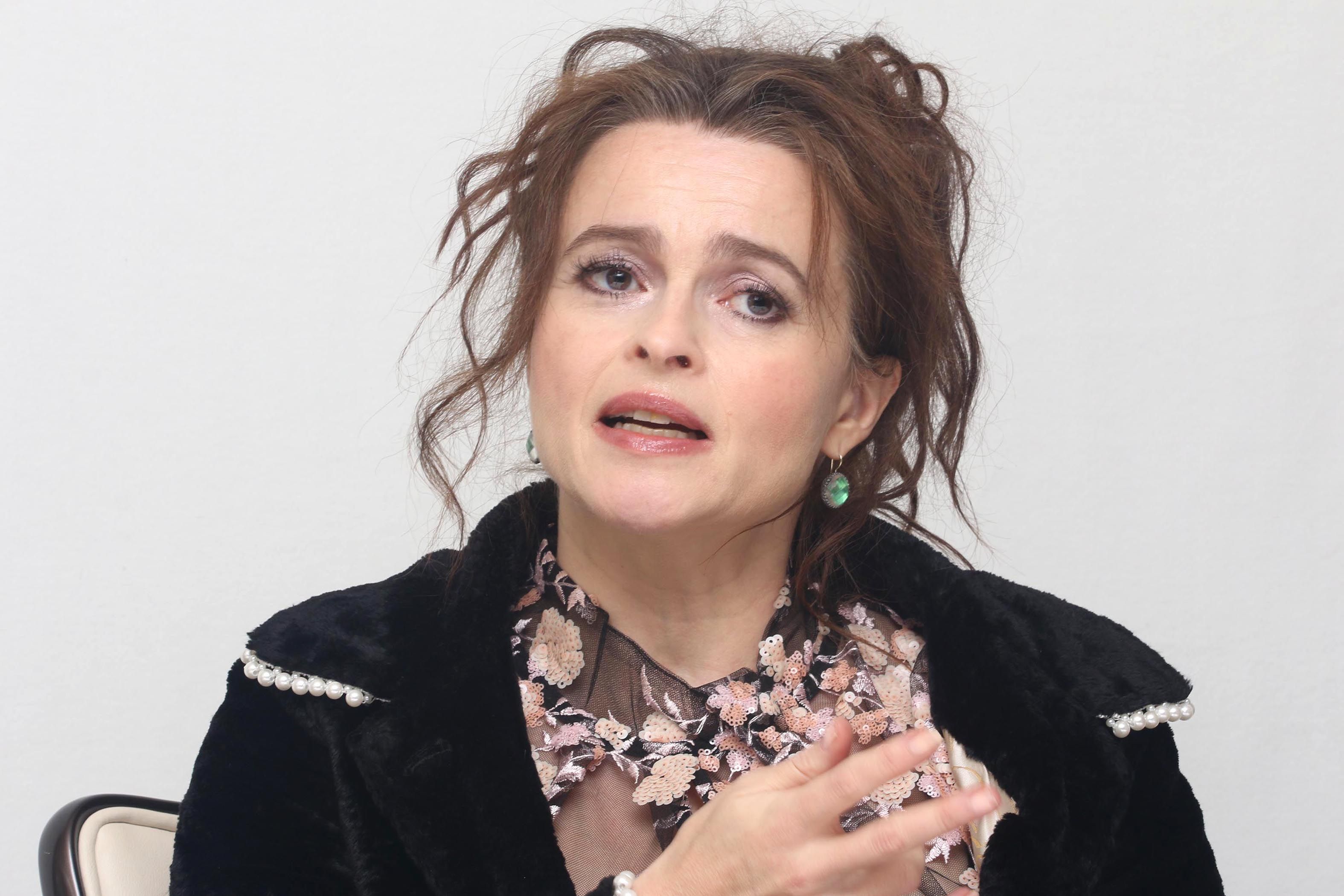 Helena Bonham Carter recebeu um acordo após se separar de Tim Burton, apesar de não ter um casamento formal?