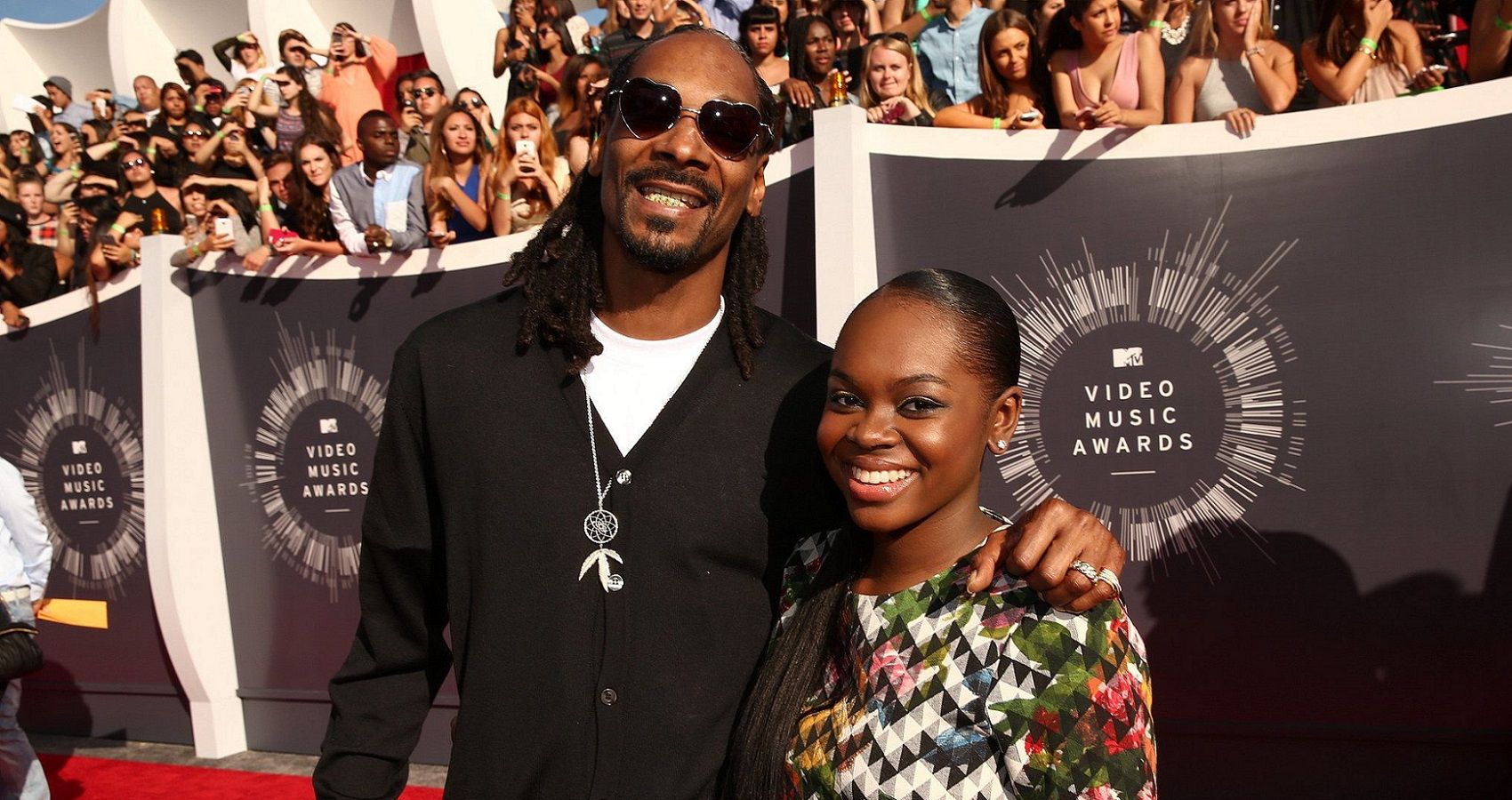Como a filha de Snoop Dogg, Cori, provou que as suposições de todos sobre fama e fortuna estão erradas