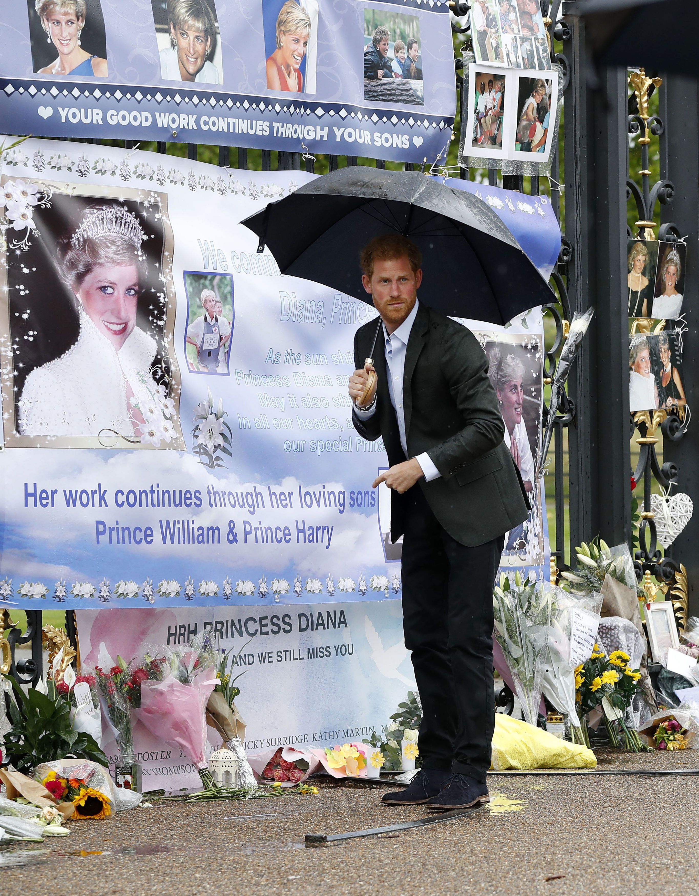 Por que o príncipe Harry pensou que a princesa Diana fingiu sua morte
