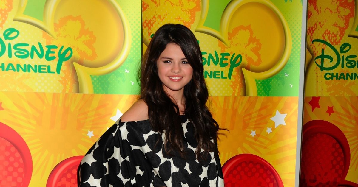 Como Selena Gomez realmente se sentiu sobre seu tempo durante os Feiticeiros de Waverly Place?