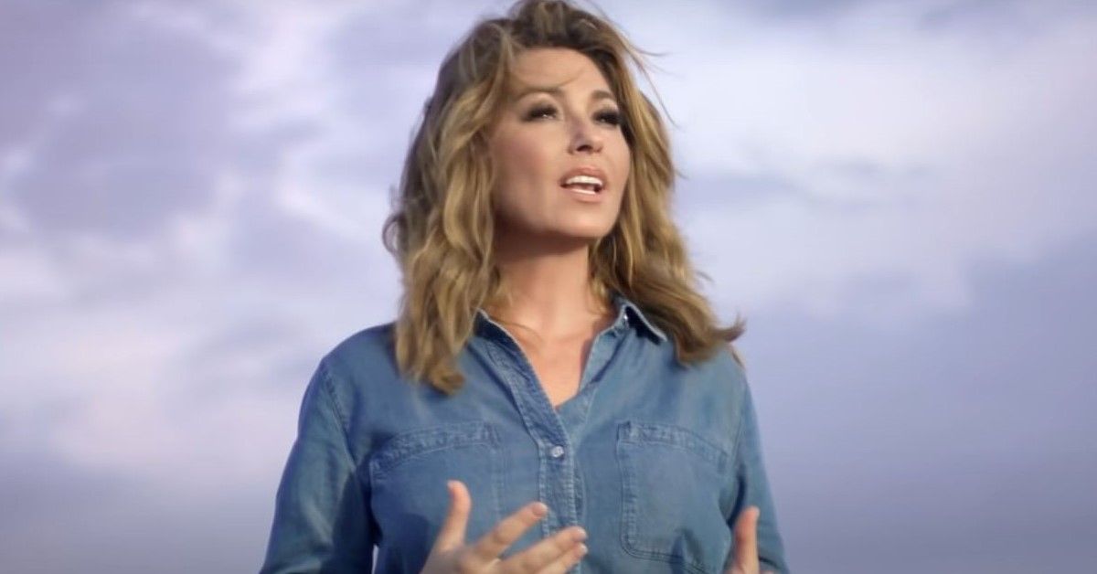 Imagens de vídeo de Shania Twain realizando pré-fama fazem fãs balançarem a cabeça