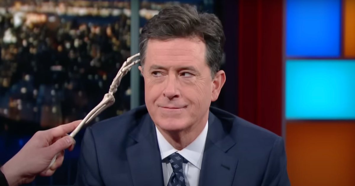 Stephen Colbert interrompe comercial após entrevista desconfortável com comediante
